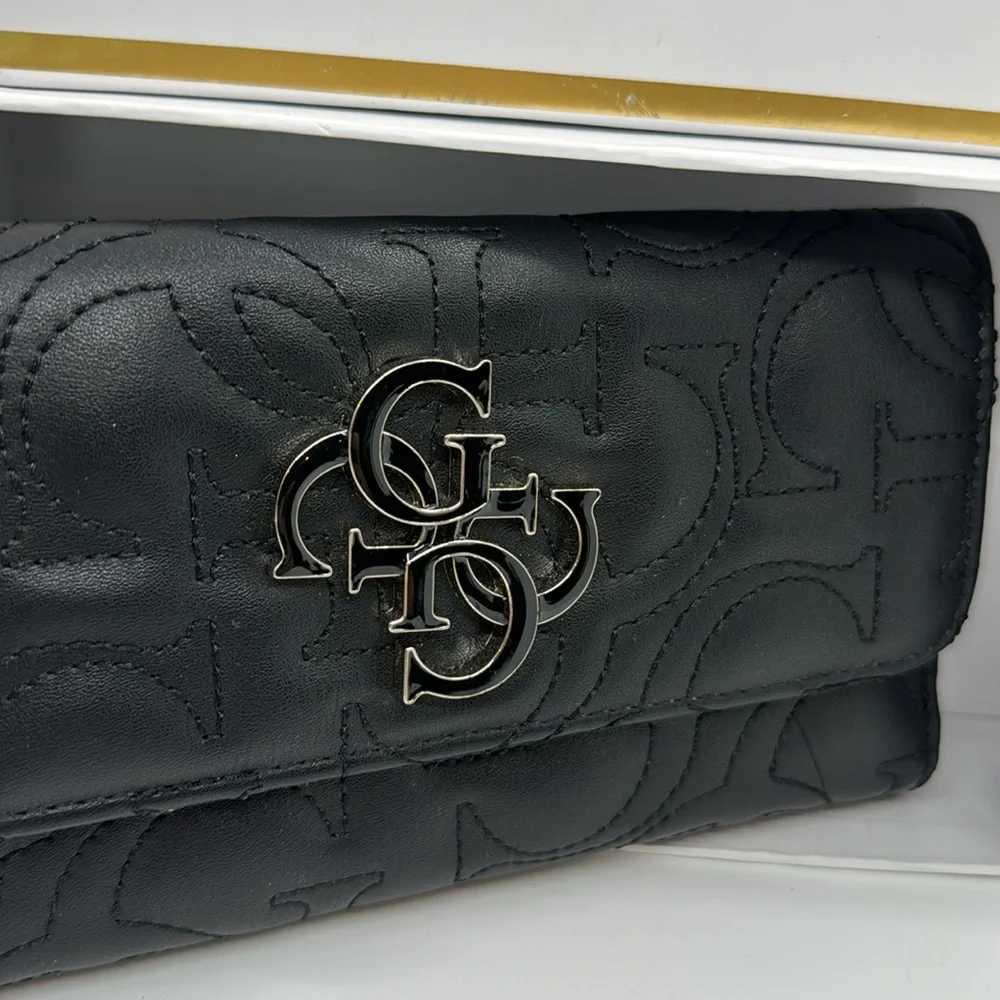 Guess Los Angeles Wallet new in original box
